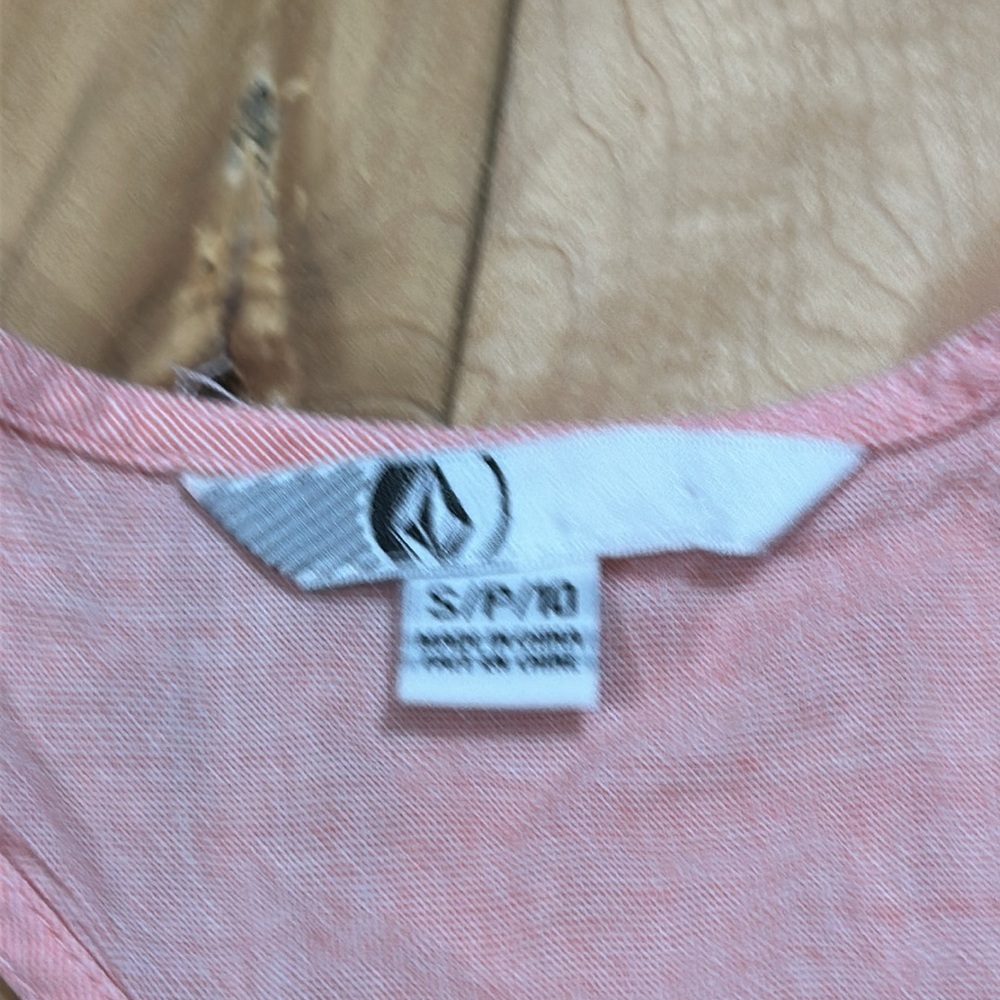 Volcom Tank Top - Picture 4 of 8